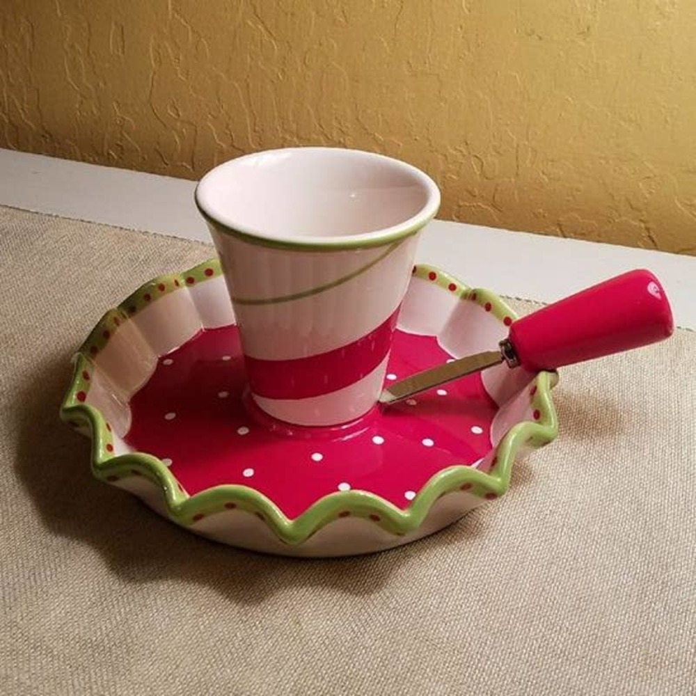 Celebrating Home Stoneware Peppermint Twist 2 in 1 Server w/Spreader 93291